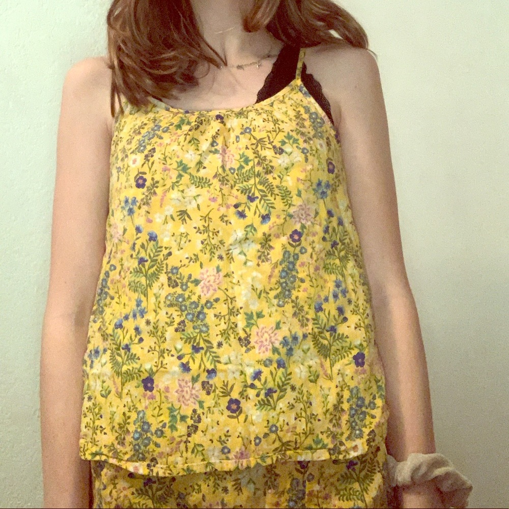 Floral old navy tank top yellow